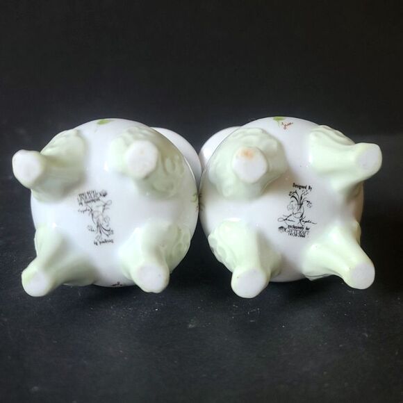 Rare Vintage Lissi Kaplan Giftcraft Crocuses Vintage China Candlestick Holders - Picture 6 of 9